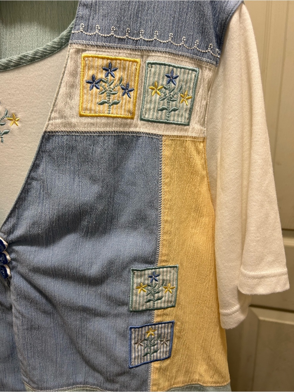 Alfred Dunner Pastel Patchwork Button-Front Top - Picture 4 of 9
